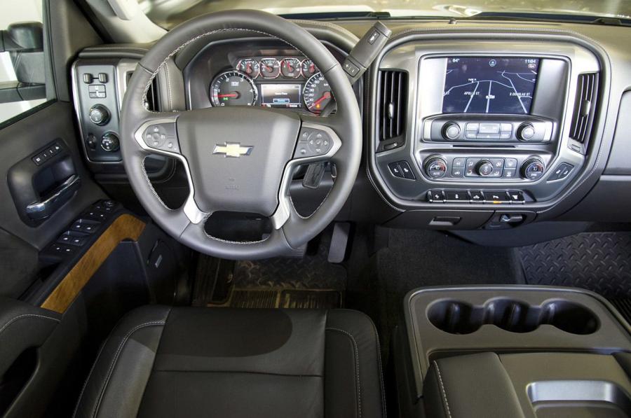  Chevrolet Silverado 2500 HD 2015 года  (фото 21 из 36)